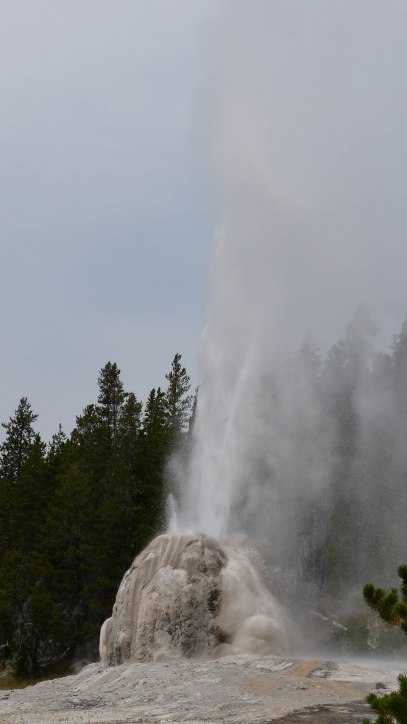 Lone Star Geyser